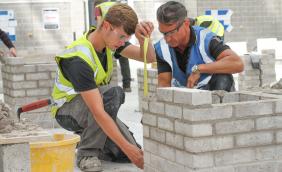 Llangefni - Bricklaying (10).jpg